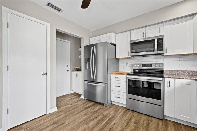 4850 Hawkwood Place B, Boynton Beach, FL 33436