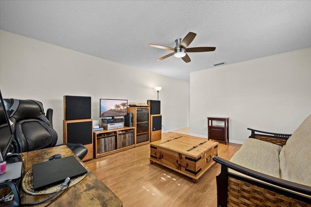 4850 Hawkwood Place B, Boynton Beach, FL 33436