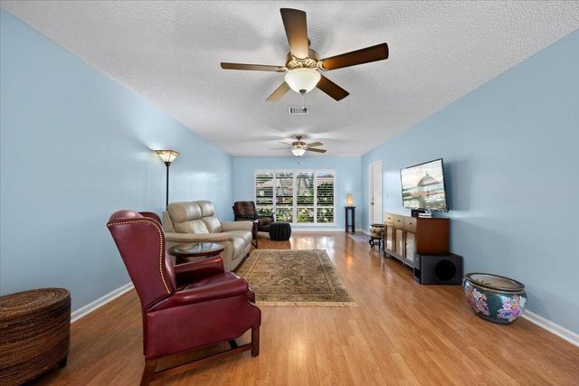 4850 Hawkwood Place B, Boynton Beach, FL 33436