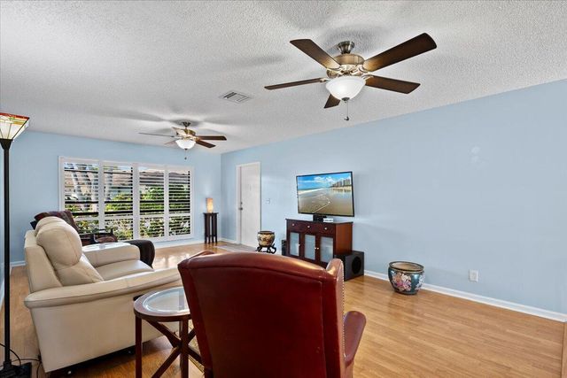 4850 Hawkwood Place B, Boynton Beach, FL 33436