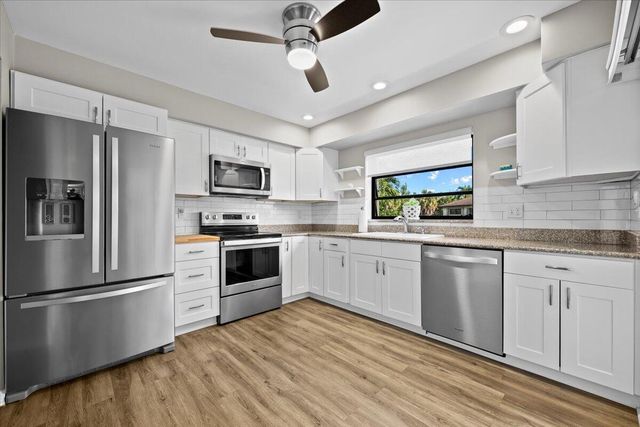 4850 Hawkwood Place B, Boynton Beach, FL 33436