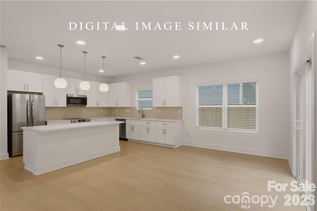 6210 Linda Vista Lane, Charlotte, NC 28216