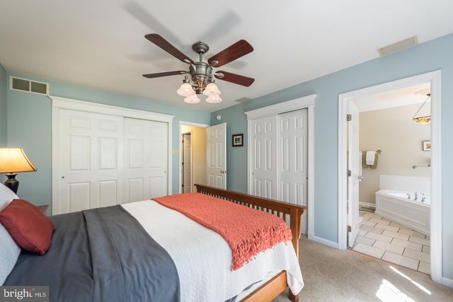 19 PATRIOT CT, Upper Chichester, PA 19061