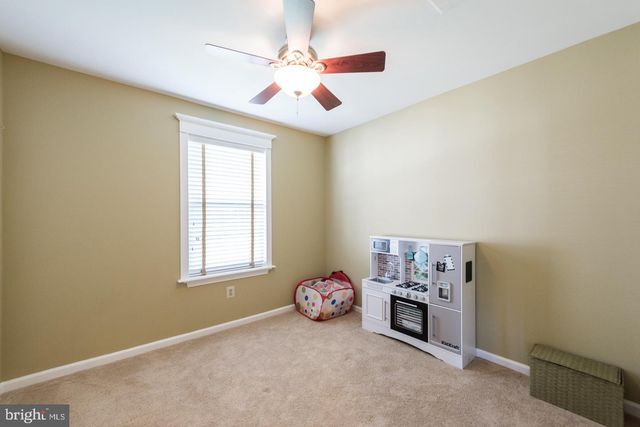 19 PATRIOT CT, Upper Chichester, PA 19061