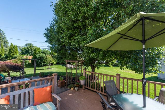 19 PATRIOT CT, Upper Chichester, PA 19061