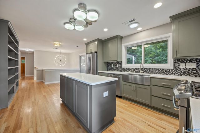 702 Drake Avenue SE, Huntsville, AL 35802