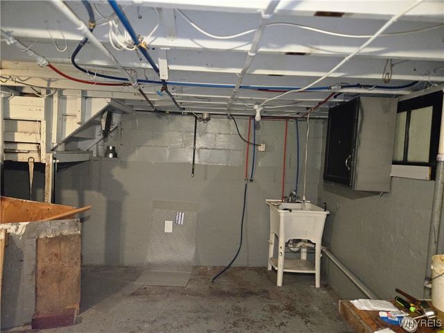 12 Maldiner Avenue, Tonawanda, NY 14150