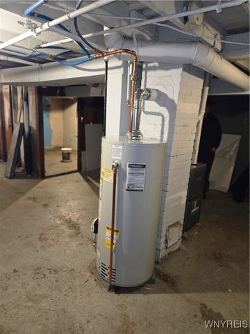 12 Maldiner Avenue, Tonawanda, NY 14150