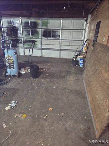 12 Maldiner Avenue, Tonawanda, NY 14150