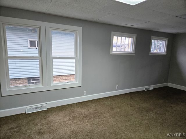 12 Maldiner Avenue, Tonawanda, NY 14150