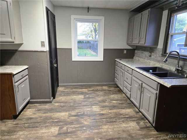 12 Maldiner Avenue, Tonawanda, NY 14150