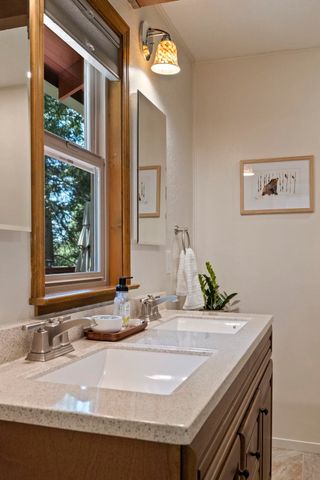 28335 Georges Dr, Strawberry, CA 95375