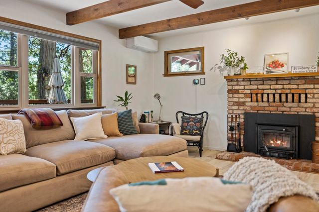 28335 Georges Dr, Strawberry, CA 95375