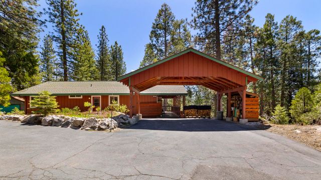 28335 Georges Dr, Strawberry, CA 95375