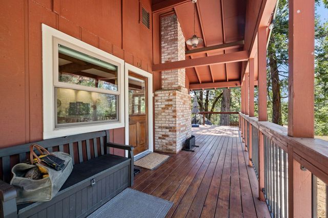 28335 Georges Dr, Strawberry, CA 95375