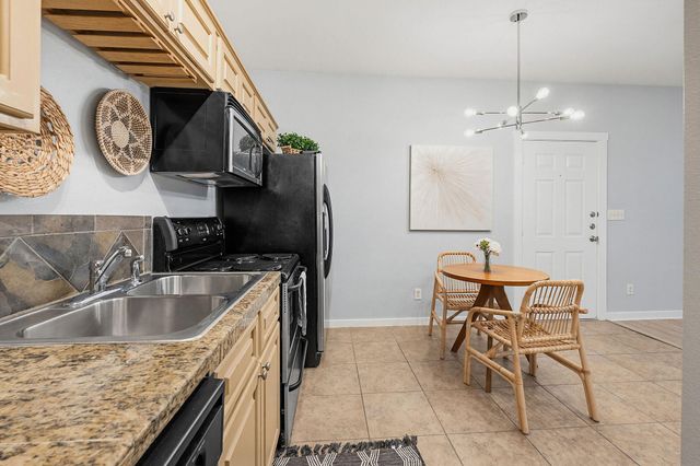2106 Cullen Ave 206, Austin, TX 78757