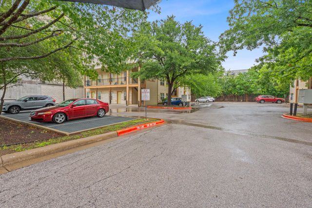 2106 Cullen Ave 206, Austin, TX 78757