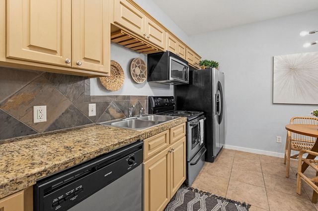 2106 Cullen Ave 206, Austin, TX 78757