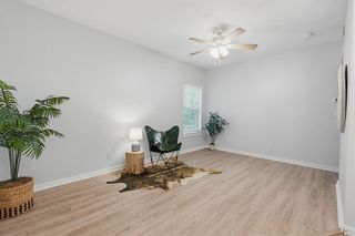 2106 Cullen Ave 206, Austin, TX 78757