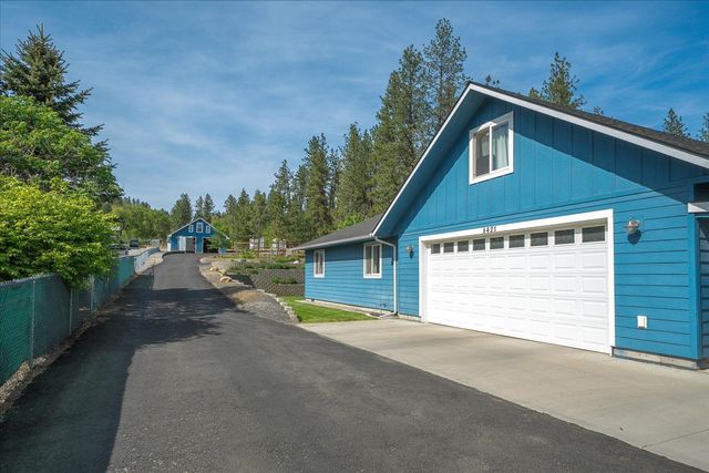 8417 E Upriver Dr, Spokane, WA 99212