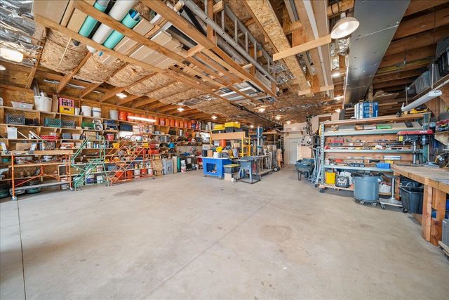 8417 E Upriver Dr, Spokane, WA 99212