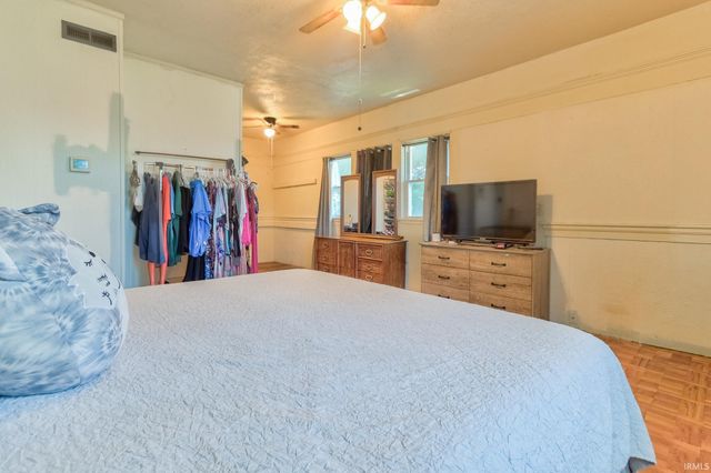 1201 E Iowa Street, Evansville, IN 47711