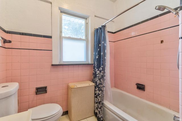 1201 E Iowa Street, Evansville, IN 47711