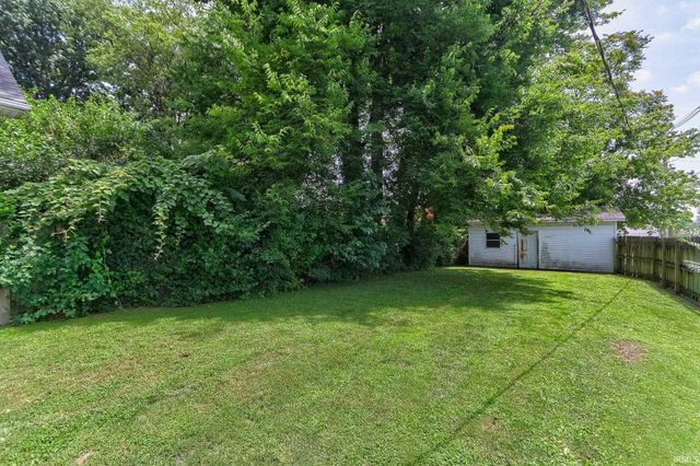 1201 E Iowa Street, Evansville, IN 47711