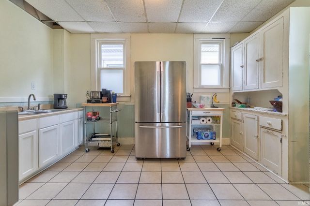 1201 E Iowa Street, Evansville, IN 47711