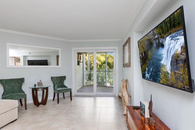 961 S Ocean Drive 302, Deerfield Beach, FL 33441