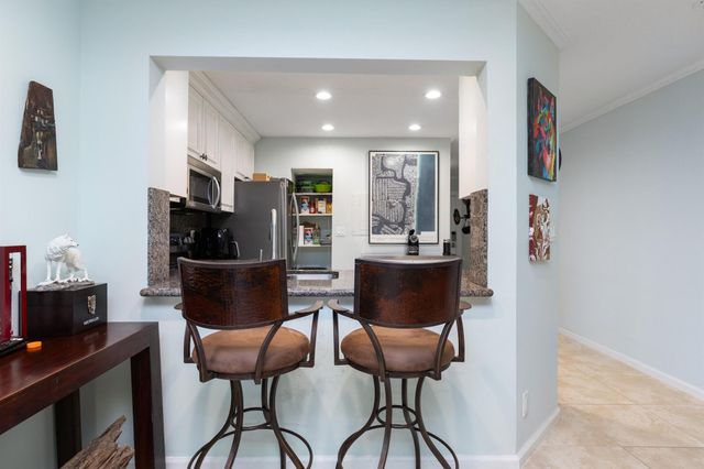 961 S Ocean Drive 302, Deerfield Beach, FL 33441