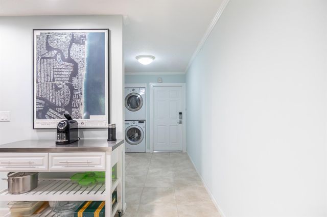 961 S Ocean Drive 302, Deerfield Beach, FL 33441