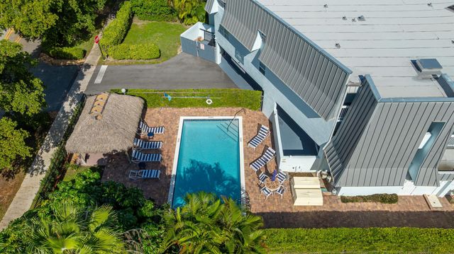 961 S Ocean Drive 302, Deerfield Beach, FL 33441