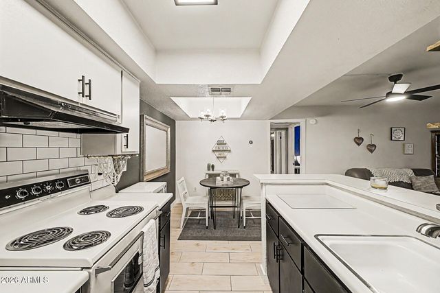 4444 E PARADISE VILLAGE Parkway N 204, Phoenix, AZ 85032