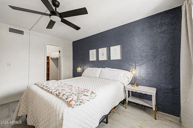 4444 E PARADISE VILLAGE Parkway N 204, Phoenix, AZ 85032
