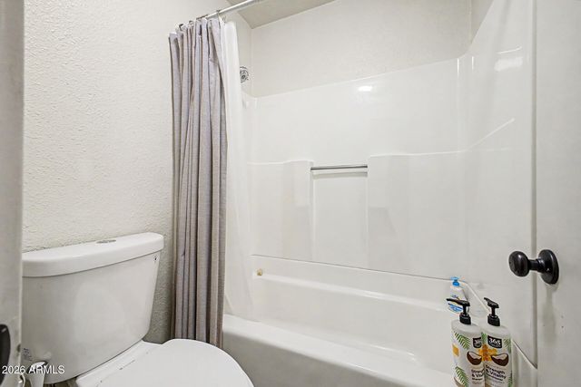 4444 E PARADISE VILLAGE Parkway N 204, Phoenix, AZ 85032