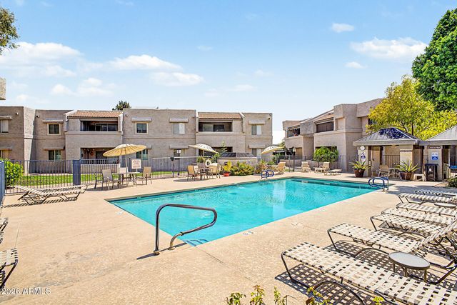 4444 E PARADISE VILLAGE Parkway N 204, Phoenix, AZ 85032