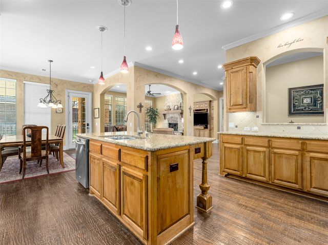 1604 Litchfield Drive, Mckinney, TX 75071