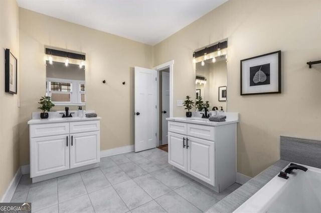 1985 Lois Place NW, Atlanta, GA 30318