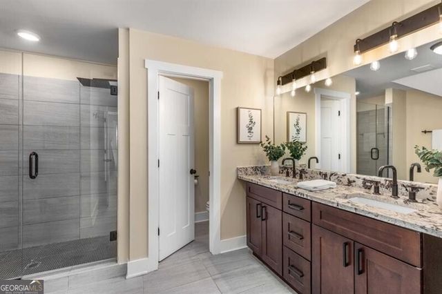 1985 Lois Place NW, Atlanta, GA 30318