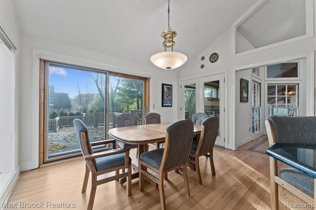 363 Sycamore Court, Bloomfield Hills, MI 48302