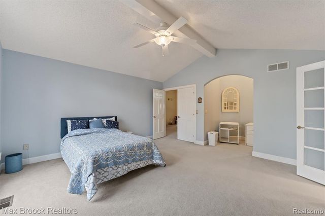 363 Sycamore Court, Bloomfield Hills, MI 48302