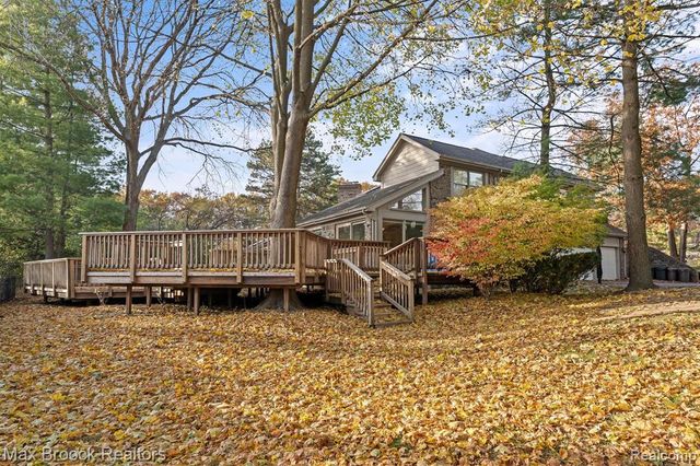 363 Sycamore Court, Bloomfield Hills, MI 48302