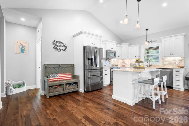 3931 Reid Circle, Sherrills Ford, NC 28673