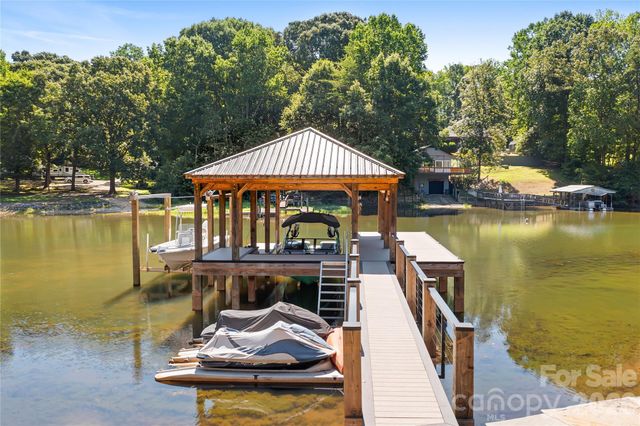 3931 Reid Circle, Sherrills Ford, NC 28673