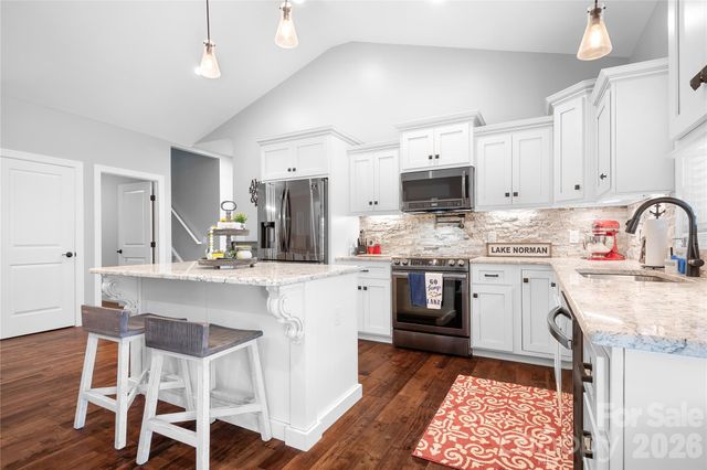 3931 Reid Circle, Sherrills Ford, NC 28673