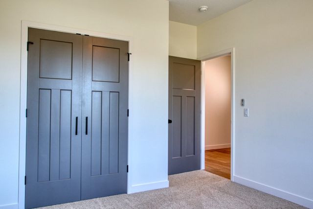 803 Carly Lane, Prairie City, IA 50228