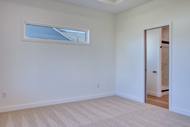 803 Carly Lane, Prairie City, IA 50228