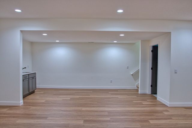 803 Carly Lane, Prairie City, IA 50228