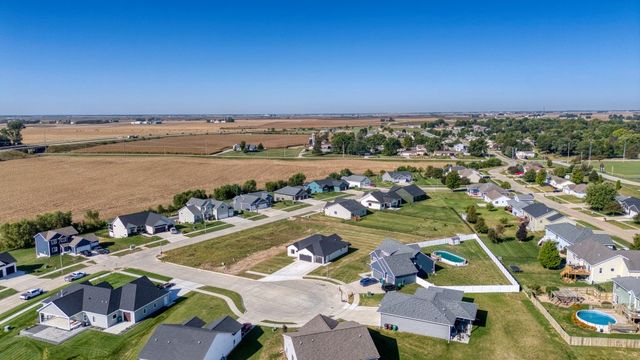 803 Carly Lane, Prairie City, IA 50228